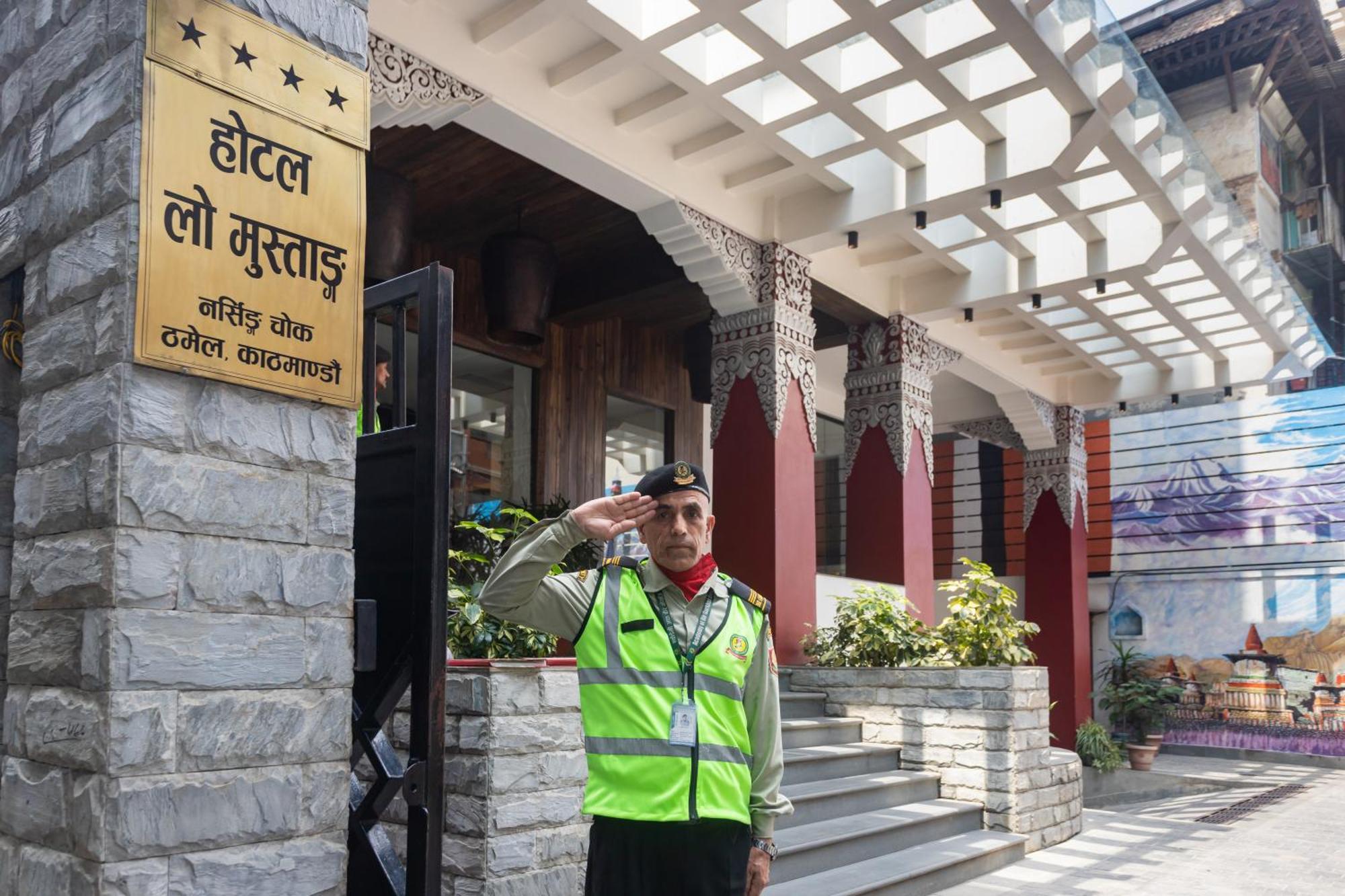 קטמנדו Hotel Lo Mustang מראה חיצוני תמונה