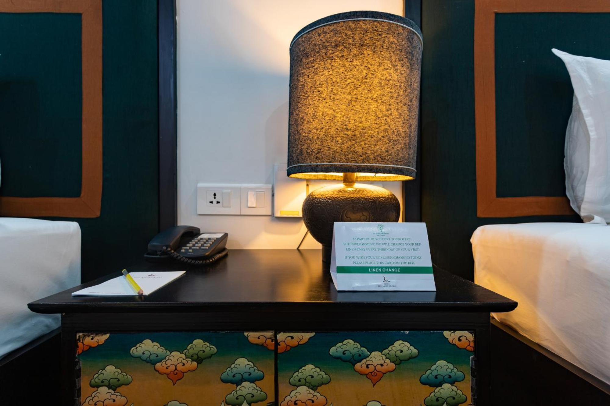 קטמנדו Hotel Lo Mustang מראה חיצוני תמונה