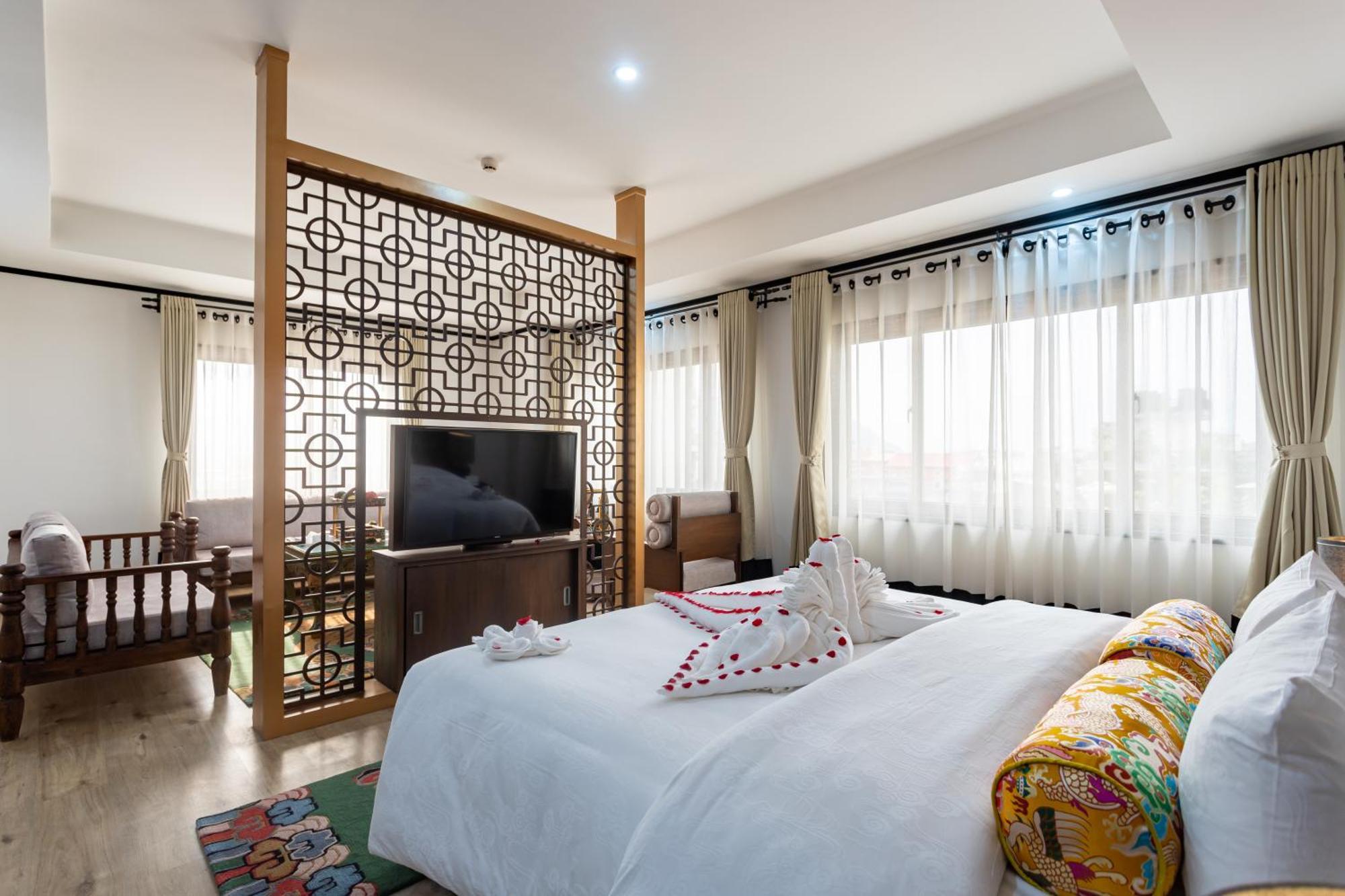 קטמנדו Hotel Lo Mustang מראה חיצוני תמונה